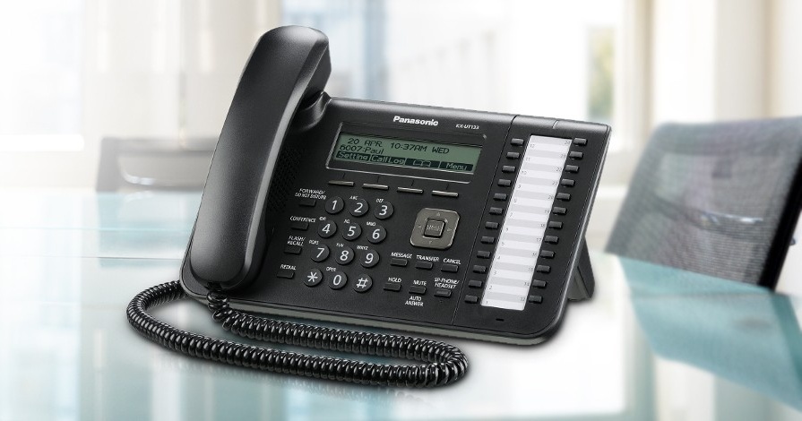 Teléfono Panasonic SIP modelo KX-UT133
